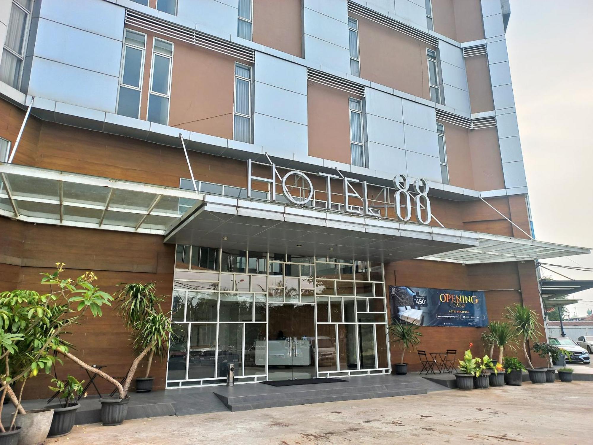 Hotel 88 Kedoya ジャカルタ エクステリア 写真